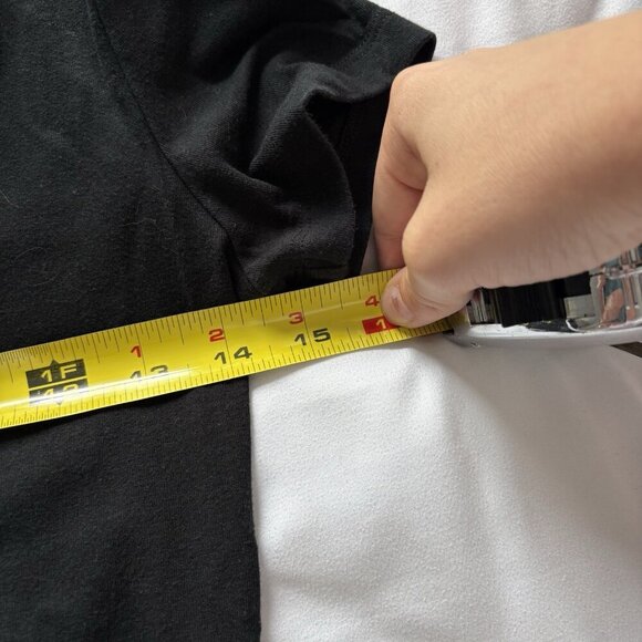 Wild Fable Womens Small Juniors Short Sleeve V-Neck Pullover Crop Top - Picture 3 of 6